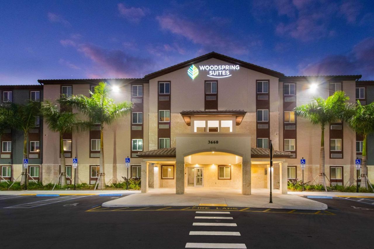 Woodspring Suites Miramar Luaran gambar