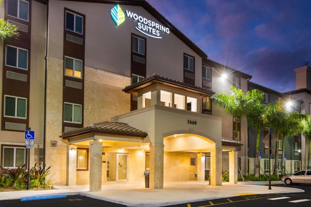 Woodspring Suites Miramar Luaran gambar