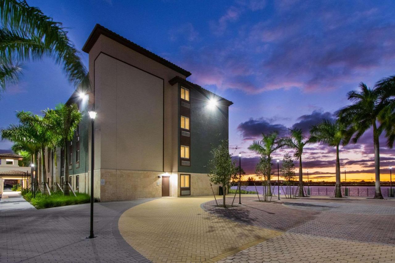 Woodspring Suites Miramar Luaran gambar